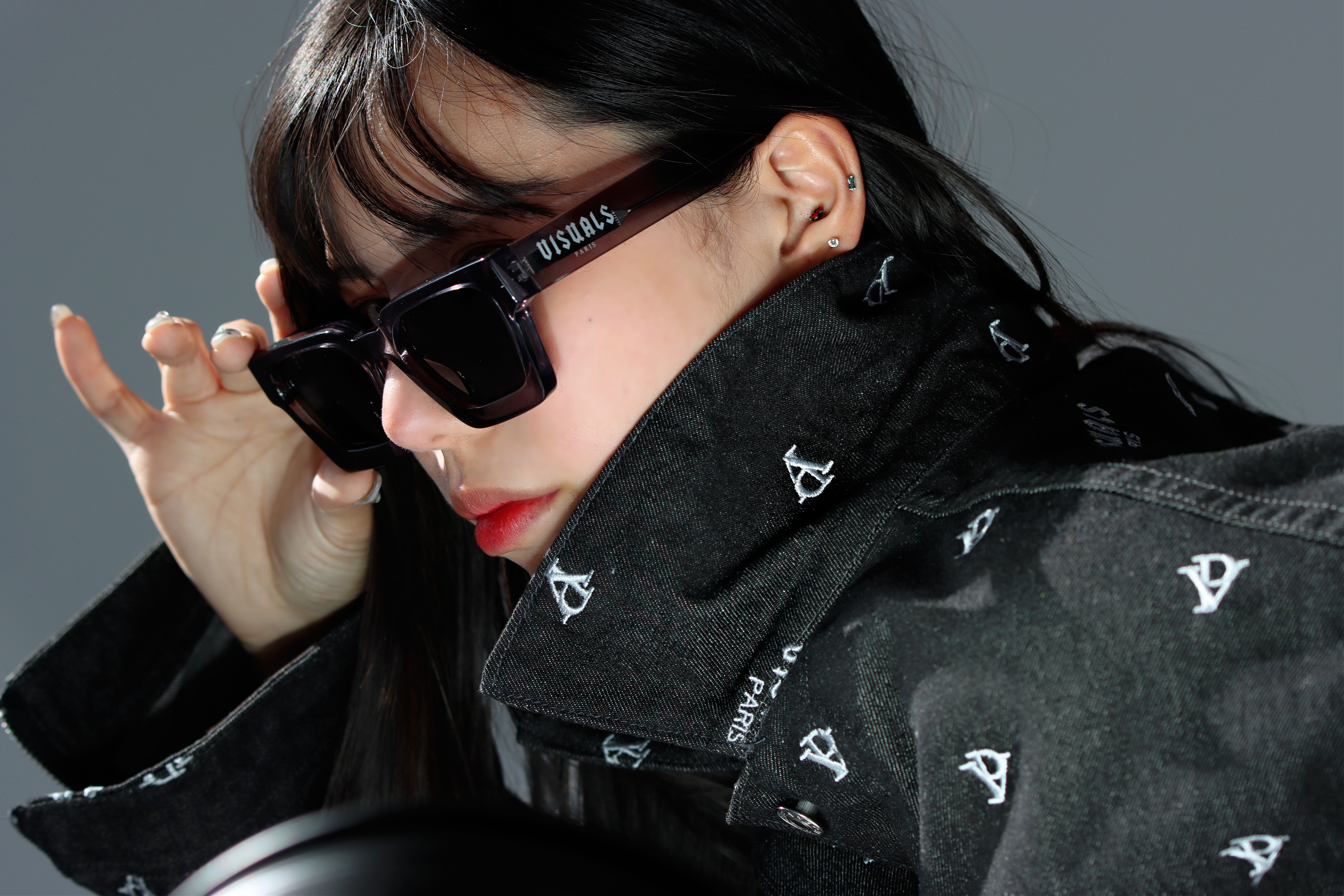 LOOK 06