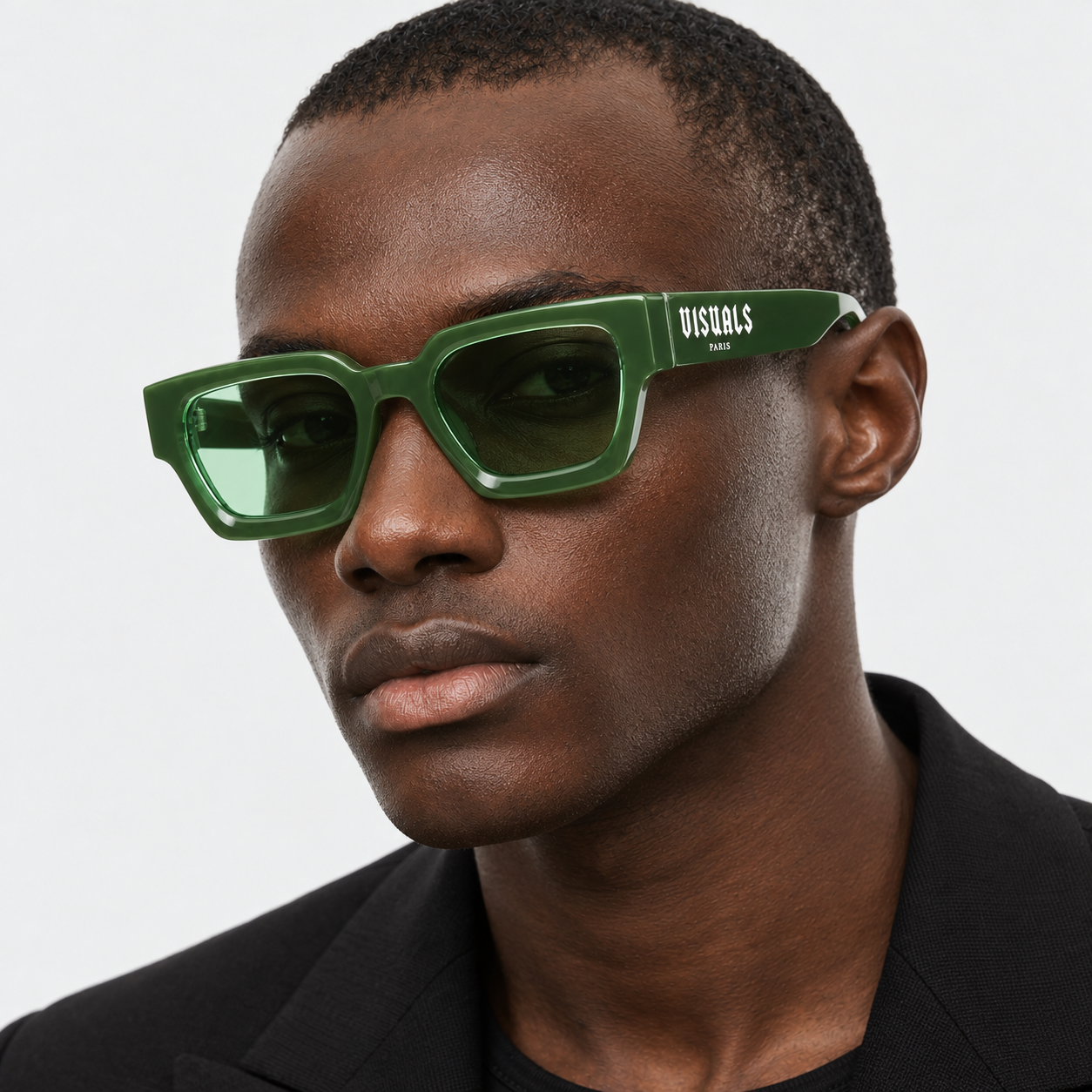 L’ANGLE 01 — Sauge in Sauge — worn by a model