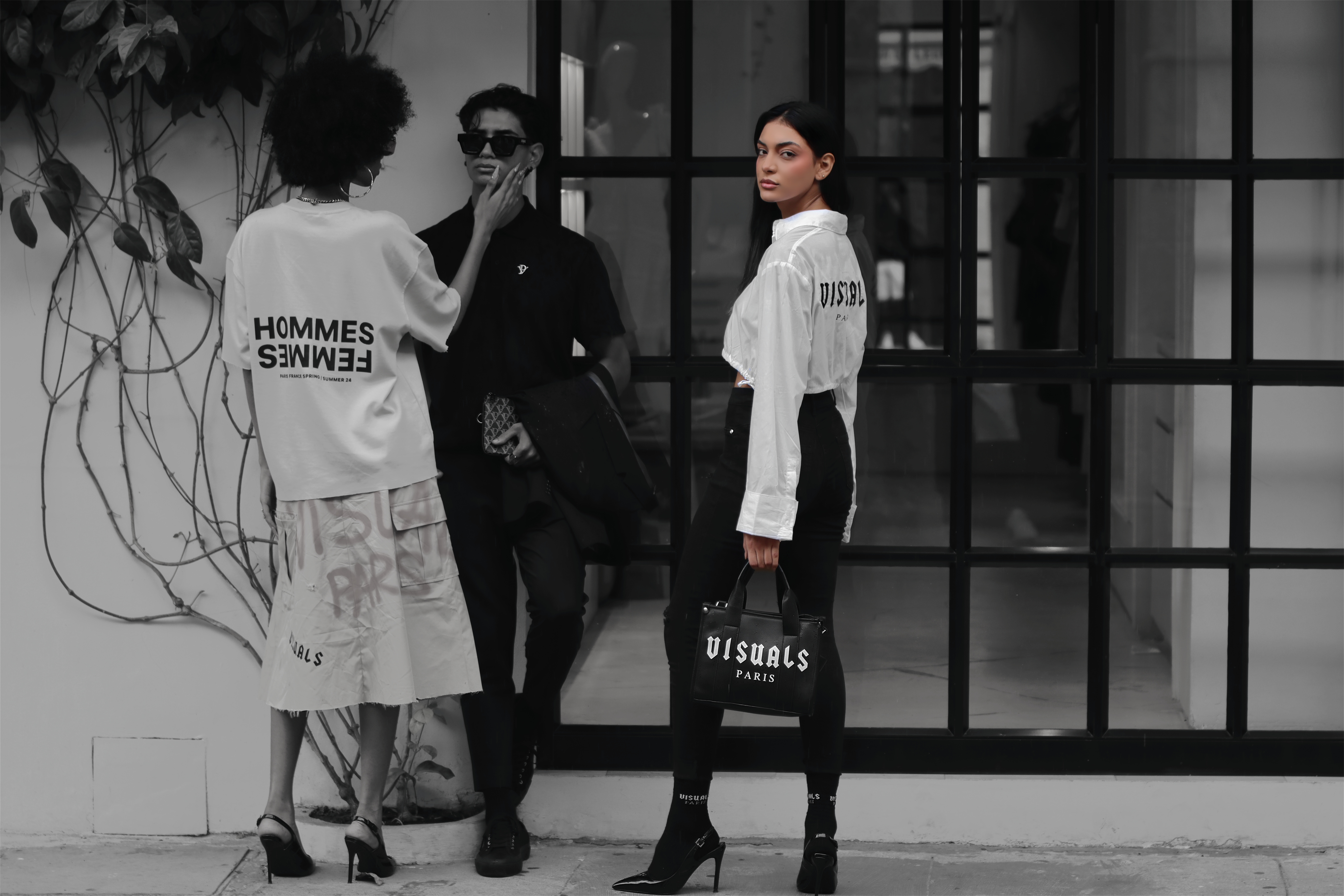 LOOK 02